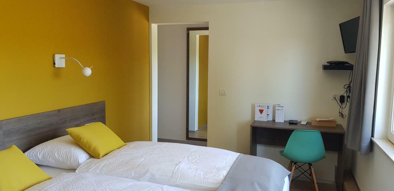 Hotel L'Avenue Libramont-Chevigny Buitenkant foto